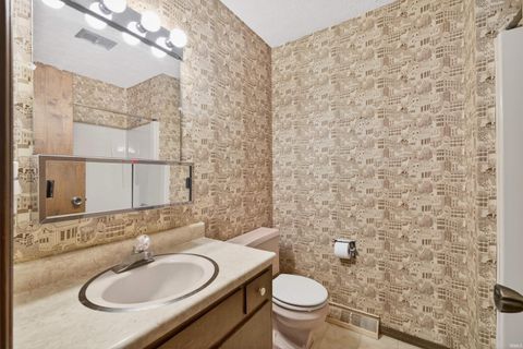 Tiny photo for 600 Forest Drive, Bloomfield, IN 47424 (MLS # 202602653)