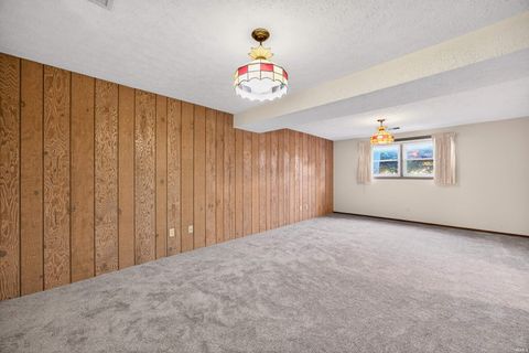 Tiny photo for 600 Forest Drive, Bloomfield, IN 47424 (MLS # 202602653)