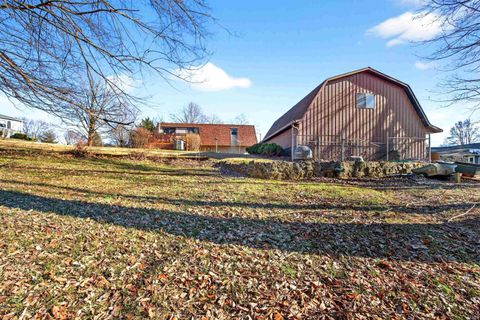 Tiny photo for 600 Forest Drive, Bloomfield, IN 47424 (MLS # 202602653)