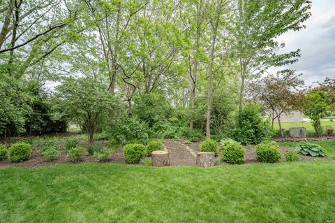 Tiny photo for 1728 Lakewood Drive, Fort Wayne, IN 46819 (MLS # 202618401)