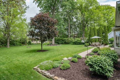 Tiny photo for 1728 Lakewood Drive, Fort Wayne, IN 46819 (MLS # 202618401)