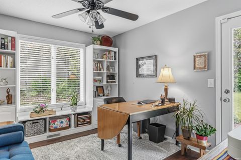 Tiny photo for 1728 Lakewood Drive, Fort Wayne, IN 46819 (MLS # 202618401)