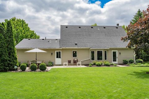 Tiny photo for 1728 Lakewood Drive, Fort Wayne, IN 46819 (MLS # 202618401)