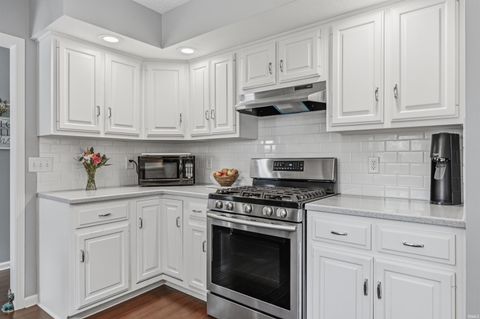 Tiny photo for 1728 Lakewood Drive, Fort Wayne, IN 46819 (MLS # 202618401)