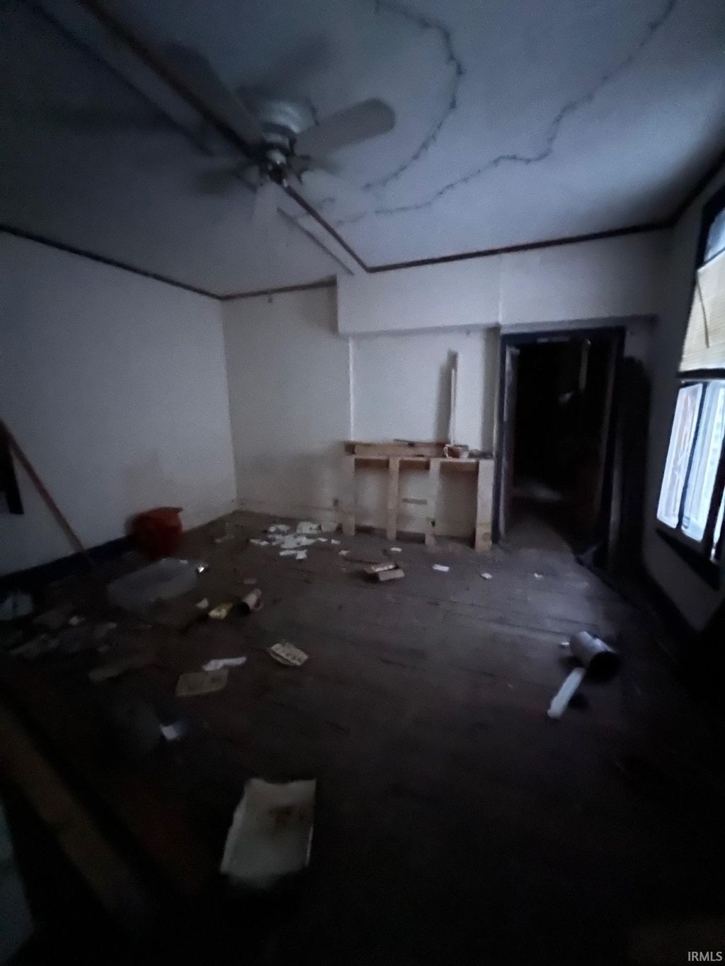 Photo of 1321 Oakley Street, Evansville, IN 47710 (MLS # 202602687)