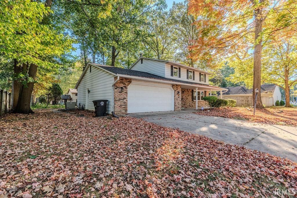 Photo of 6334 Bennington Drive, Fort Wayne, IN 46815 (MLS # 202541904)