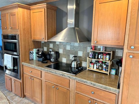 Tiny photo for 1727 E 250 NORTH, Winamac, IN 46996 (MLS # 202543580)