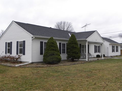 Photo of 680 E North Street, Spencer, IN 47460 (MLS # 202606602)