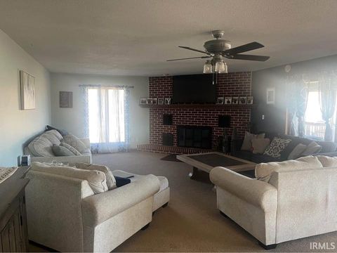 Tiny photo for 5268 E Country Club Road, Logansport, IN 46947 (MLS # 202616588)