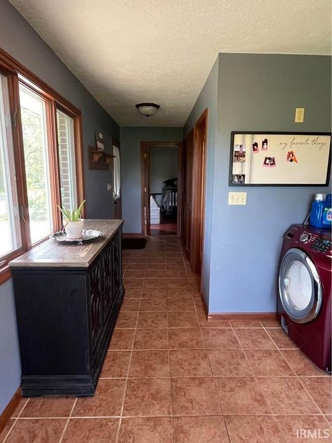 Tiny photo for 5268 E Country Club Road, Logansport, IN 46947 (MLS # 202616588)