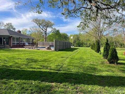 Tiny photo for 5268 E Country Club Road, Logansport, IN 46947 (MLS # 202616588)