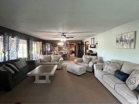 Tiny photo for 5268 E Country Club Road, Logansport, IN 46947 (MLS # 202616588)