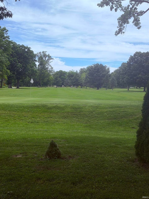 Tiny photo for 5268 E Country Club Road, Logansport, IN 46947 (MLS # 202616588)