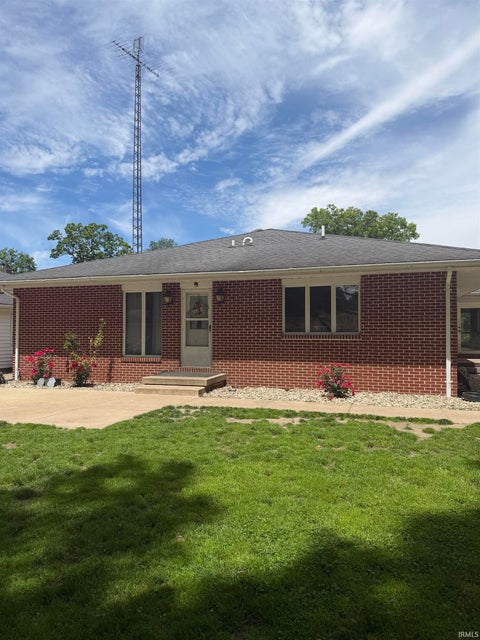 Tiny photo for 5268 E Country Club Road, Logansport, IN 46947 (MLS # 202616588)