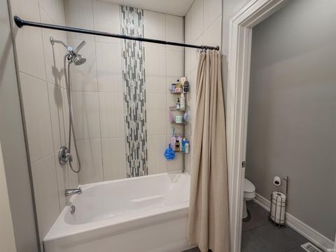Tiny photo for 1104 E short Drive, Knox, IN 46534 (MLS # 202618752)