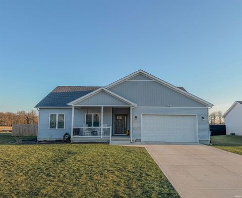 Photo of 1104 E short Drive, Knox, IN 46534 (MLS # 202618752)