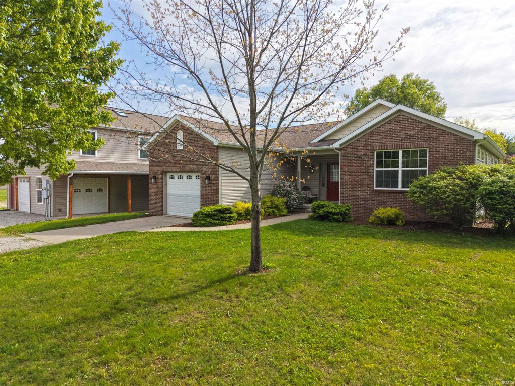 Photo of 9600 E 450 S, Lafayette, IN 47905 (MLS # 202609175)