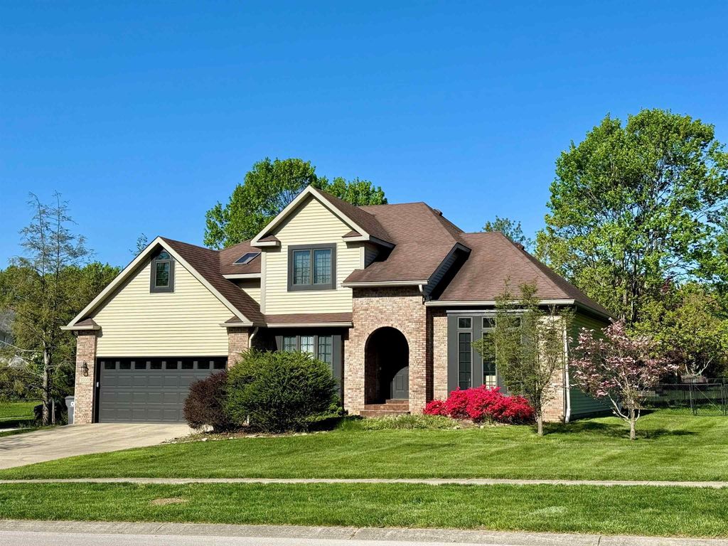 Photo of 3008 S Forrester Street, Bloomington, IN 47401 (MLS # 202549633)