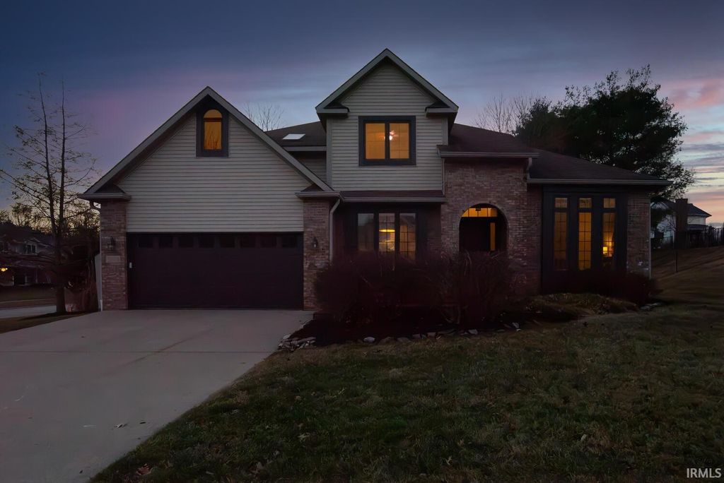 Photo of 3008 S Forrester Street, Bloomington, IN 47401 (MLS # 202549633)