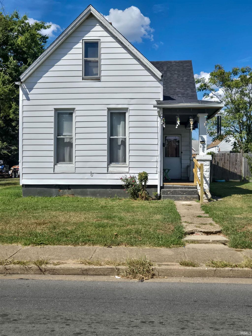 Photo of 410 E Virginia Street, Evansville, IN 47711 (MLS # 202603288)
