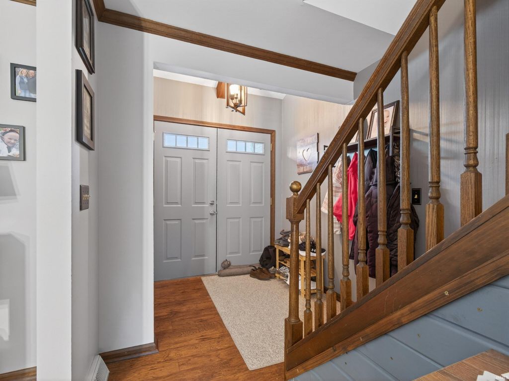 Photo of 4818 Collbran Drive, Fort Wayne, IN 46835 (MLS # 202616322)