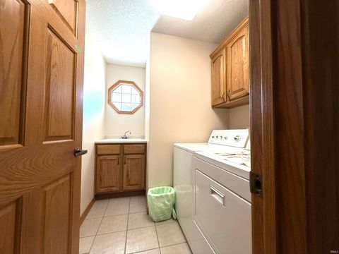 Tiny photo for 927 Woodridge Court, Decatur, IN 46733 (MLS # 202541355)