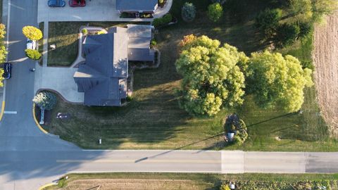 Tiny photo for 927 Woodridge Court, Decatur, IN 46733 (MLS # 202541355)