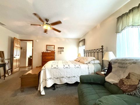 Tiny photo for 927 Woodridge Court, Decatur, IN 46733 (MLS # 202541355)