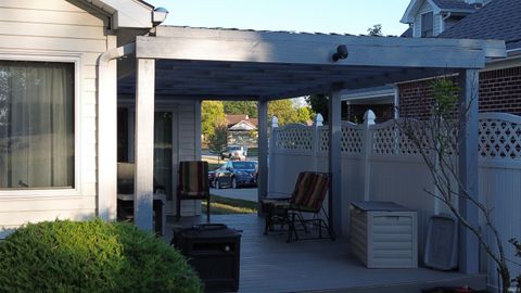 Tiny photo for 927 Woodridge Court, Decatur, IN 46733 (MLS # 202541355)