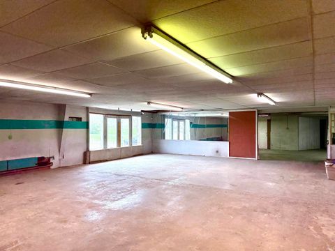 Tiny photo for 650 S Pennsylvania Street, Marion, IN 46952 (MLS # 202612754)