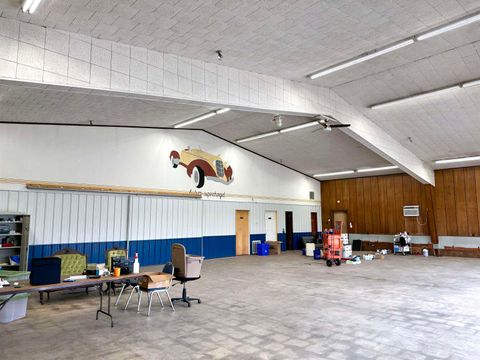 Tiny photo for 650 S Pennsylvania Street, Marion, IN 46952 (MLS # 202612754)