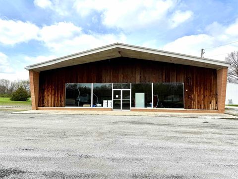 Photo of 650 S Pennsylvania Street, Marion, IN 46952 (MLS # 202612754)