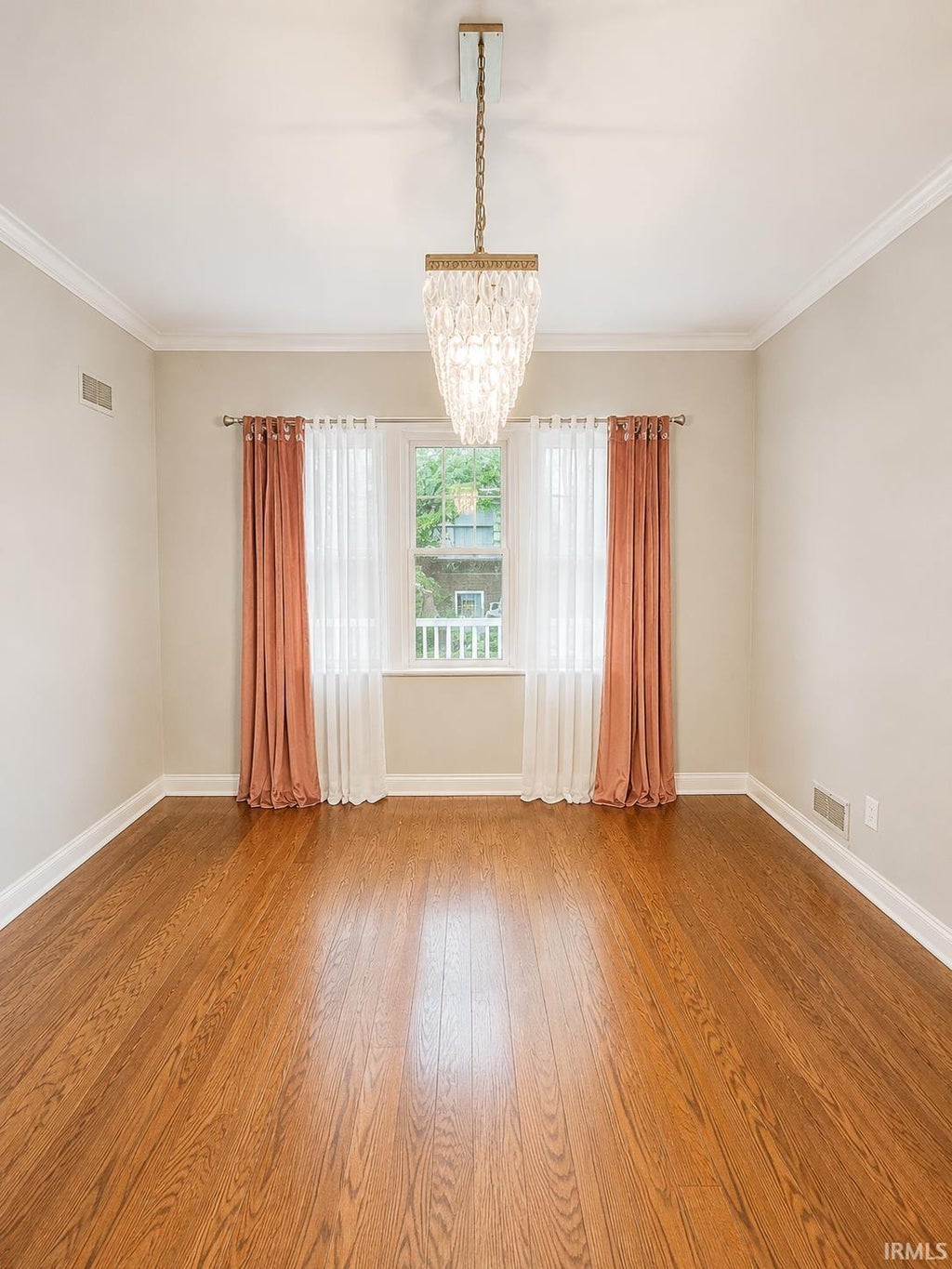 Photo of 921 Strong Avenue, Elkhart, IN 46514 (MLS # 202629884)