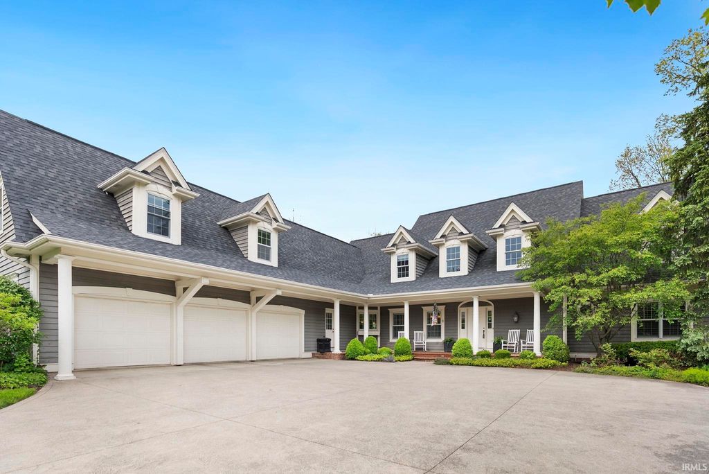 Photo of 2525 Wildcat Cove, Fort Wayne, IN 46814 (MLS # 202617124)
