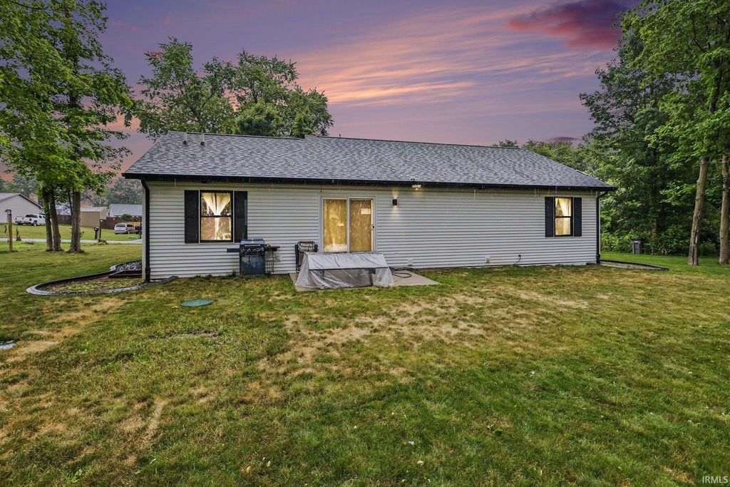 Photo of 22360 Via Pompeii, Elkhart, IN 46516 (MLS # 202624417)