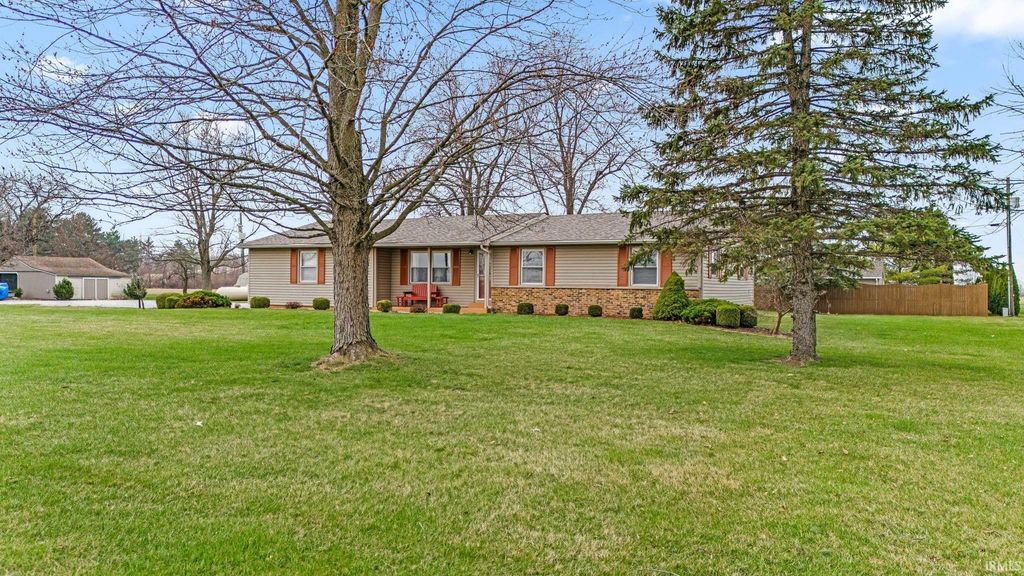 Photo of 607 N Webster Road, New Haven, IN 46774 (MLS # 202609772)