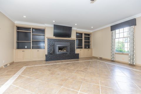 Tiny photo for 7127 Taylor Avenue, Evansville, IN 47715 (MLS # 202612902)