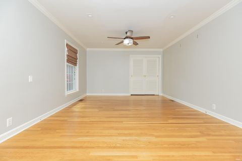Tiny photo for 7127 Taylor Avenue, Evansville, IN 47715 (MLS # 202612902)