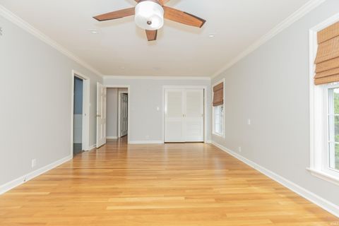 Tiny photo for 7127 Taylor Avenue, Evansville, IN 47715 (MLS # 202612902)