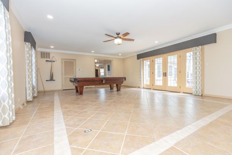 Tiny photo for 7127 Taylor Avenue, Evansville, IN 47715 (MLS # 202612902)