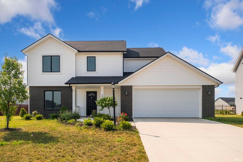 Photo of 13271 Silk Tree Trail, Fort Wayne, IN 46814 (MLS # 202541103)