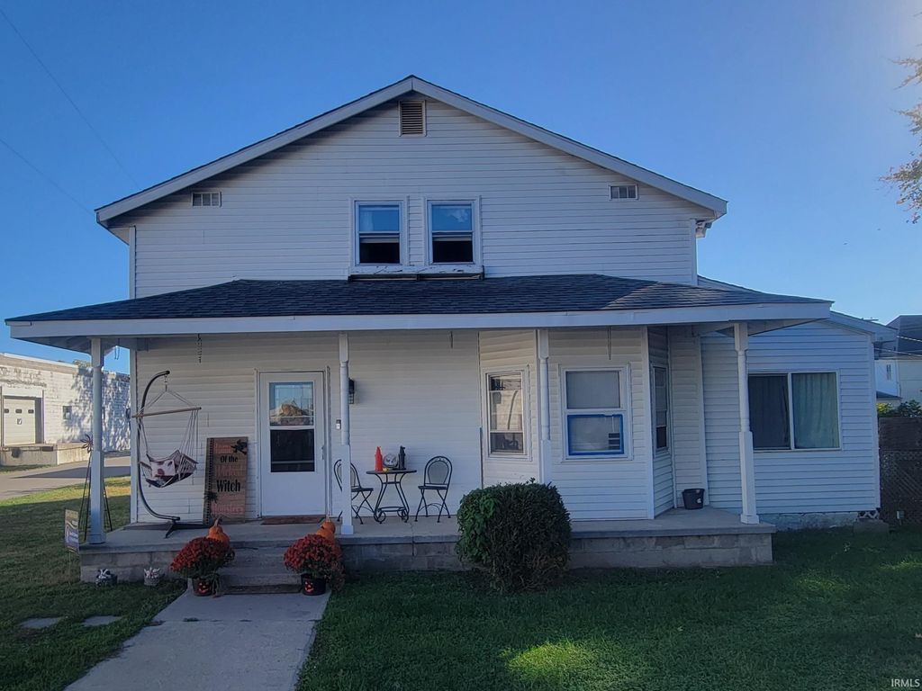 Photo of 120 S Elm Street, Fairmount, IN 46928 (MLS # 202542116)