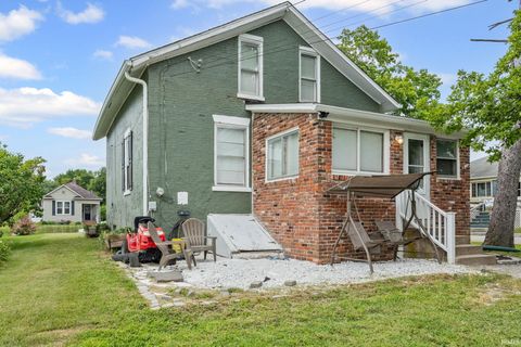 Tiny photo for 807 S 20th Street, Lafayette, IN 47905 (MLS # 202532043)