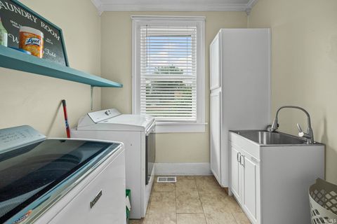 Tiny photo for 807 S 20th Street, Lafayette, IN 47905 (MLS # 202532043)