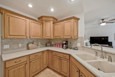 Tiny photo for 834 Saint Gile Court, Evansville, IN 47725 (MLS # 202627712)