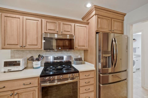Tiny photo for 834 Saint Gile Court, Evansville, IN 47725 (MLS # 202627712)