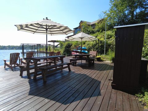 Tiny photo for 4954 E Bayfront Court, Monticello, IN 47960 (MLS # 202535802)