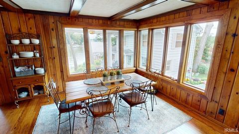 Tiny photo for 4954 E Bayfront Court, Monticello, IN 47960 (MLS # 202535802)