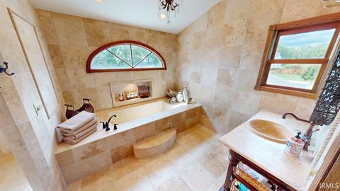 Tiny photo for 4954 E Bayfront Court, Monticello, IN 47960 (MLS # 202535802)