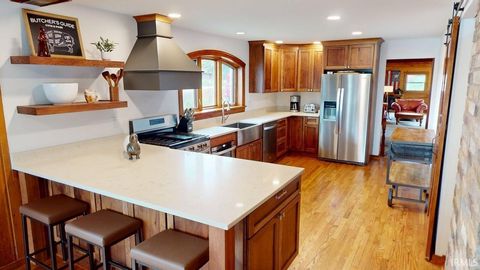 Tiny photo for 4954 E Bayfront Court, Monticello, IN 47960 (MLS # 202535802)